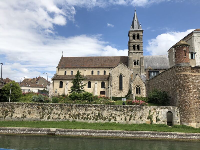 Ile Saint-Etienne