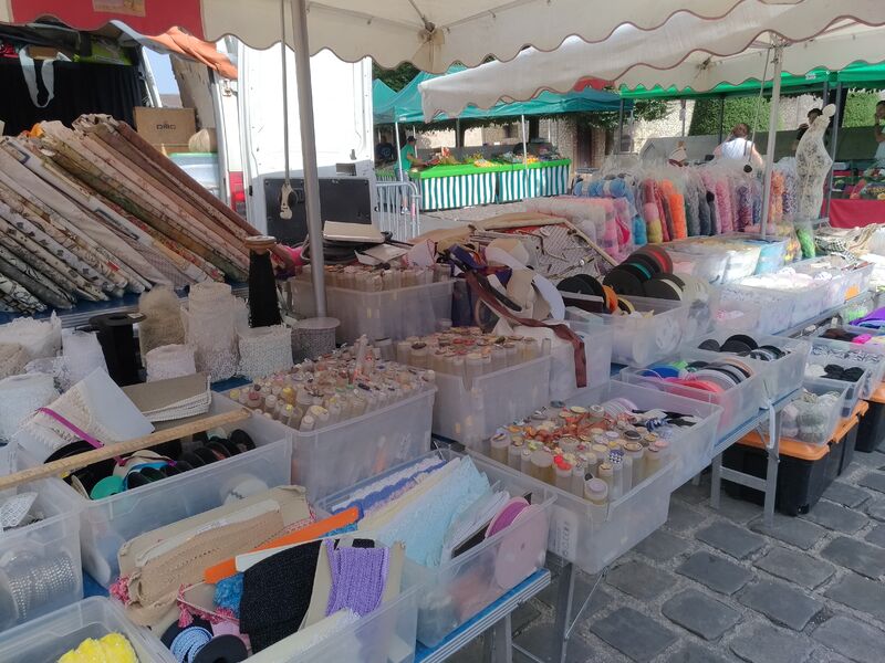 Marché de Moret-sur-Loing