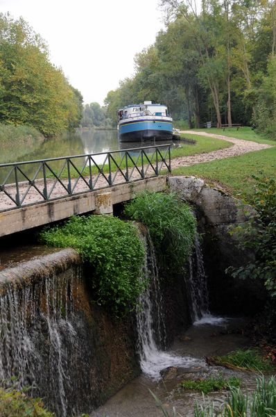 Halte nautique de Néronville