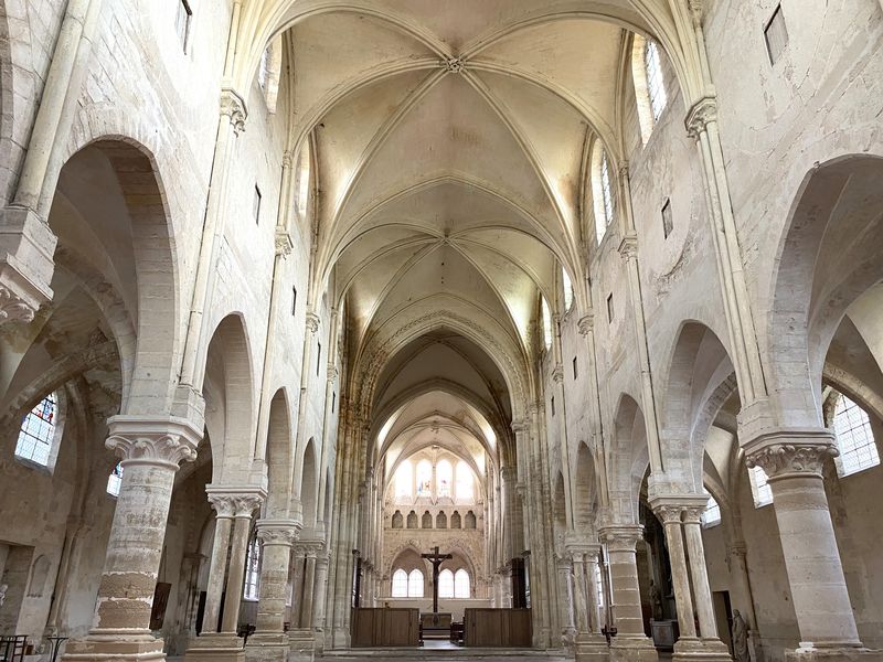 Visites commentées de groupe de la Collégiale Saint-Martin de Champeaux