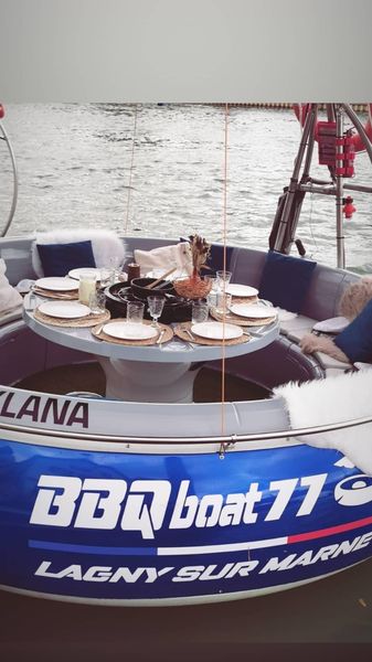 BBQ BOAT 77 - bateaux électriques sans permis