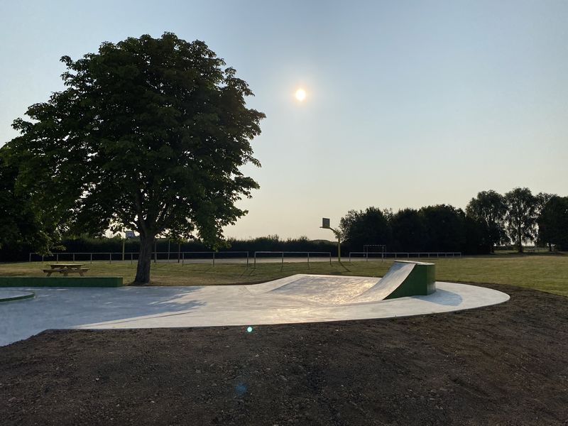 Skate-Park et aire de pique-nique