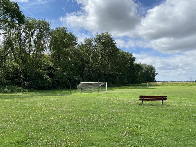 Stade, Skate-park et Aire de pique-nique