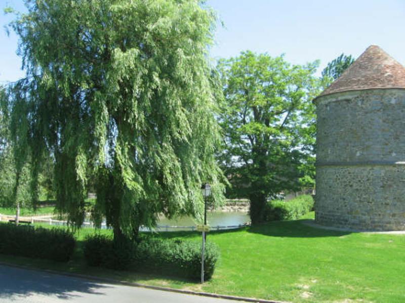 Le Châteaufort