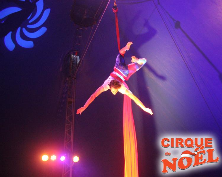 Cirque de Noël Rubis