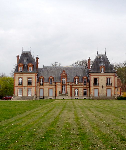 Balade au bord de l'eau, le long du canal du Loing