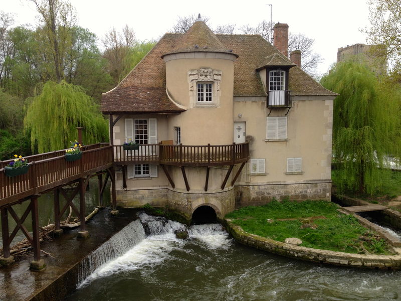 Balade au bord de l'eau, le long du canal du Loing