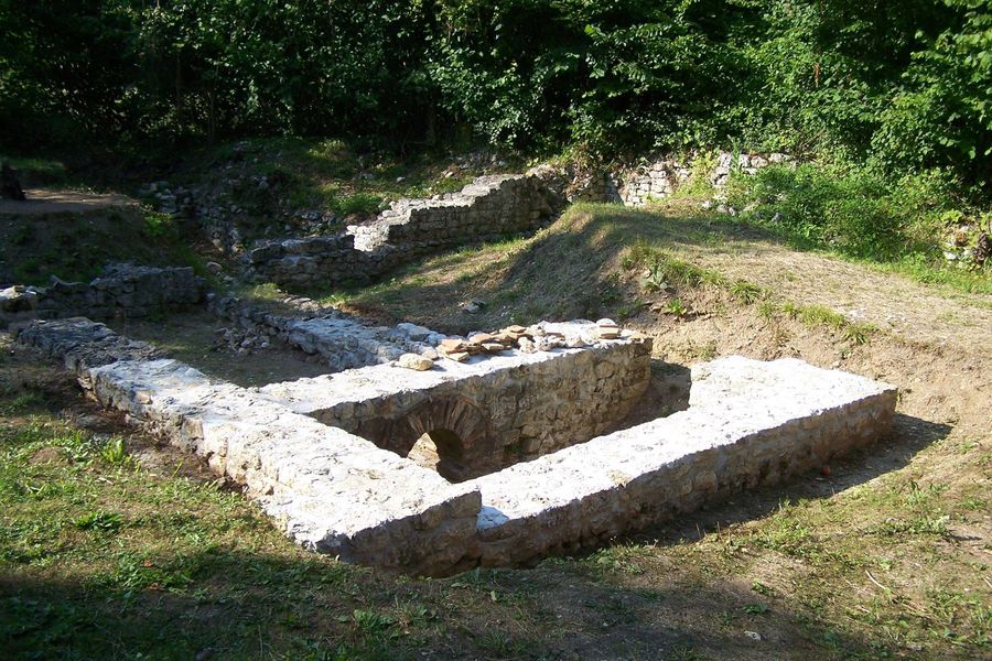 La cave aux fées