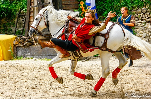 la legende des chevaliers provins seine et marne©Equestrio