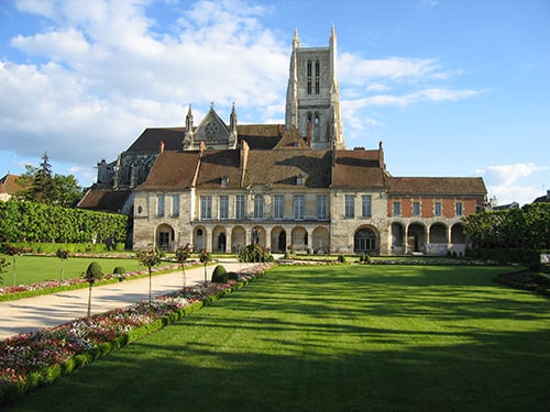 toutenphoto cite episcopale seine et marne jpg